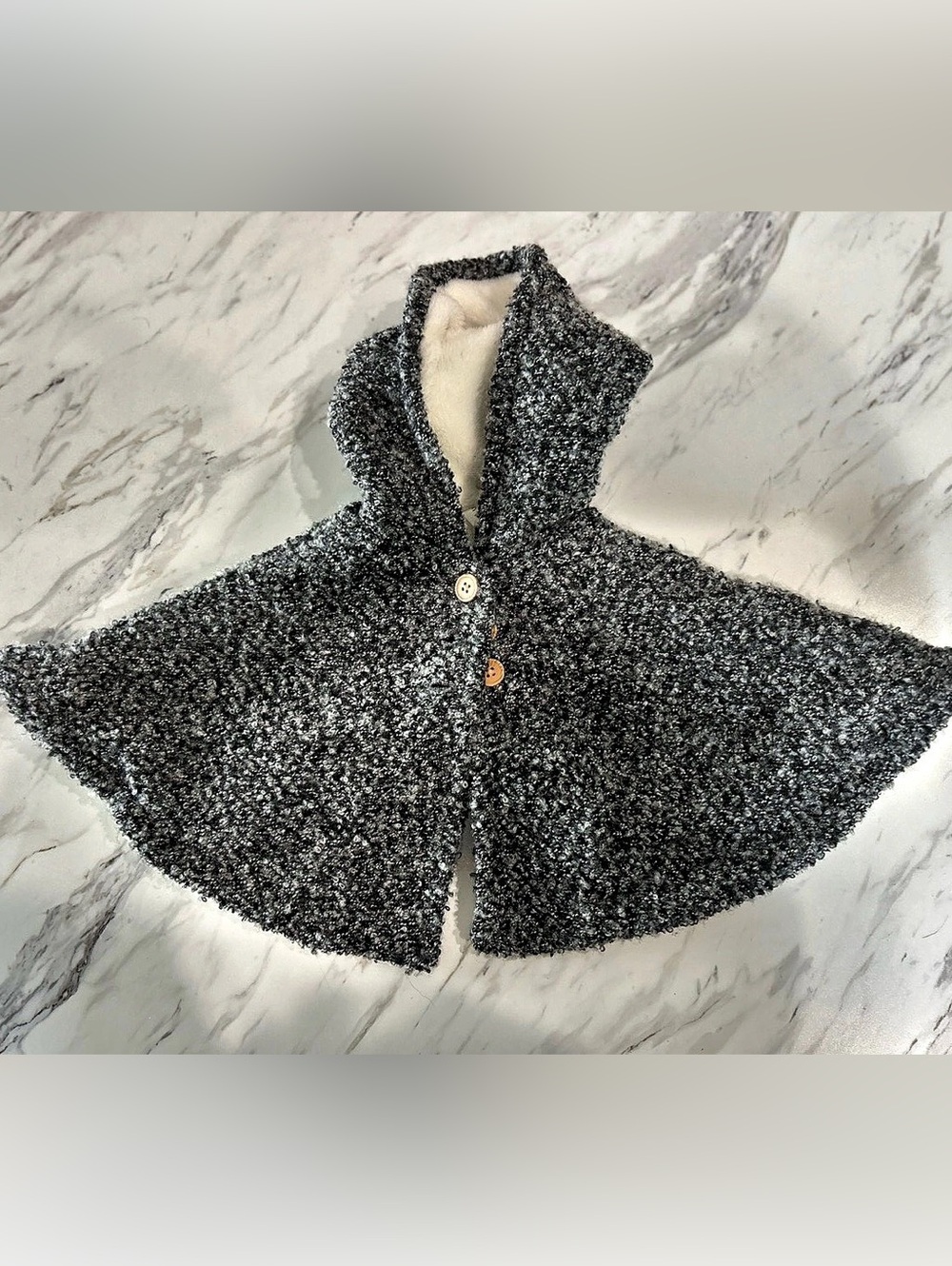 3M carter's Baby Hooded Jacket/Shawl